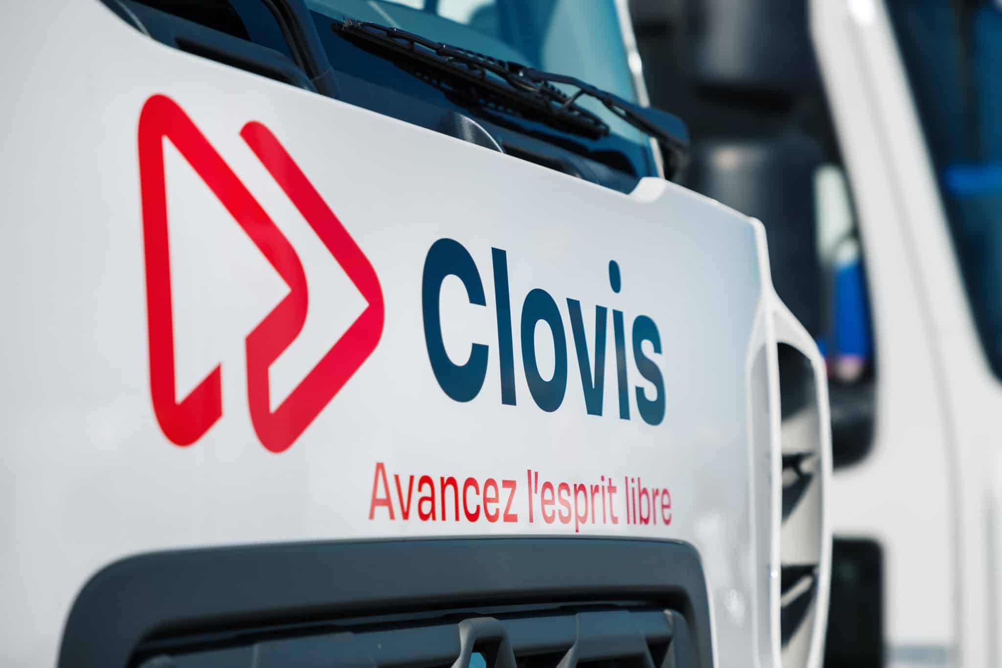 Groupe Renaudeau partenaire de Clovis Location pour la location de VI et camions